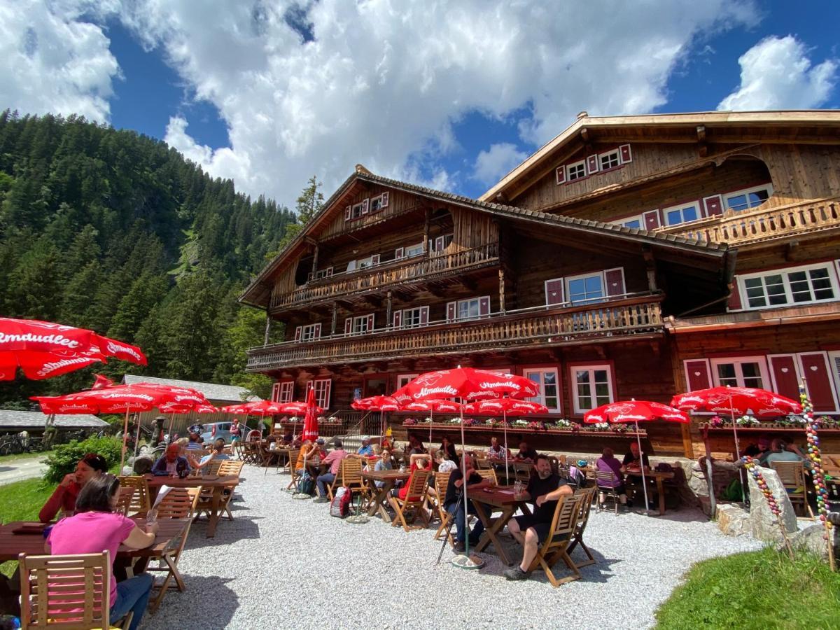 Penthaus Kitzebueheler Alpen Apartment Neukirchen am Grossvenediger Bagian luar foto